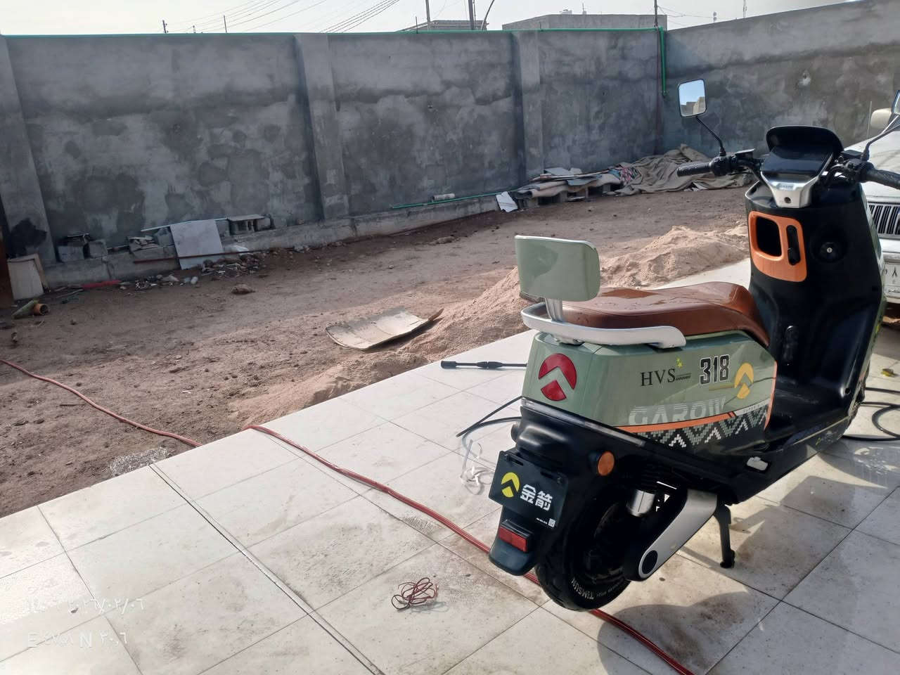 للبيع دراجة كهربائية GAROW موديل 2024
مواصفات الدراجة:

سرعة توصل 88 كم/س

3 نمرات سرعة + مثبت سرعة

تشغيل بصمة + ريموت

صندوق جبير 

عداد حقيقي

حجمها ضخم مو مثل باقي دراجات الشحن

 ملاحظات:

صار بيها كلبة خفيفة بس زلوغ 

 السعر المطلوب: 600،000 دينار ما اكو هيج سعر بيهج موصفات

 البصرة – الجزيرة - شارع الأمام زين العابدين (ع)

الرقم ***********
