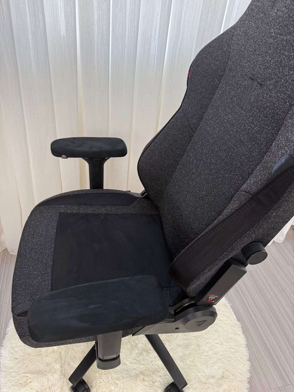 السلام عليكم

موجود كرسي    Titan evo - Secret Lab

مخمل مطعم بشاموو

ماركة معروفة وفاخرة ومن القطع النادرة بالعراق 

 ممكن تبحث عنه وتشوف 

سعره وصناعته …

السعر 350 عدا التوصيل بغداد, العراق


**إذا كنت صاحب هذا الإعلان وتريد حذفه لأي سبب، رجاءا أرسل رسالة إلى الدعم الفني**