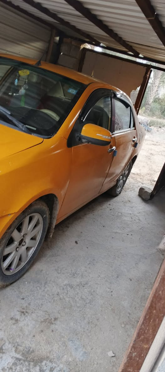 سلام عليكم للبيع اومراوس جيلي موبل 11 تكسي مكاني الدوانيه الحمزه الشرقي  مكينه بيه تنقيص وحداديه تعبانه السعر ٣٣ وبيه مجال للطيبين رقم 📱 ***********
