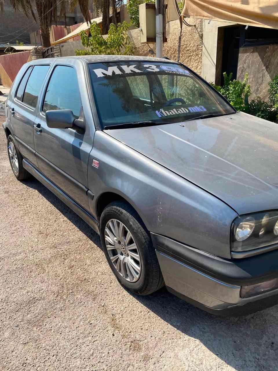 سلام عليكم شباب
كولف موديل 93 كلش نظيفه و جديده السياره 

  سنويه باسمي جديدة رقم انكليزي بغداد 

محرك ٢٠٠٠ جديد 

كير اوتو

صدر أمامي خلفي جديد

تخم تاير جديد

الداخل كله جديد   

اللون رصاصي رمادي 

شاشه كار بلي 

لحايه و دوس كله رياضي 

تبريد منظومه جديده  كلها  تبريد ثلج  

جام كهرباء الامامي و الخلفي جوبي 

سنتر لوك

 كهربائيات كله شغاله كامله 

منظومه الماء كله جديد  من جوينات  من راديترات من مراوح  من واتر بأم

ادامه كامله  لمنظومه البانزين  من فيت بام من فلاتر  من صوندات  من نوزلات

مصبوغه عام  للجماليه 

السياره كلشي جديد  بيها

رايدها ب55$ وبيها  مجال السيارة مكلفة اكثر 

مكاني المنصور 

للاستفسار ***********
