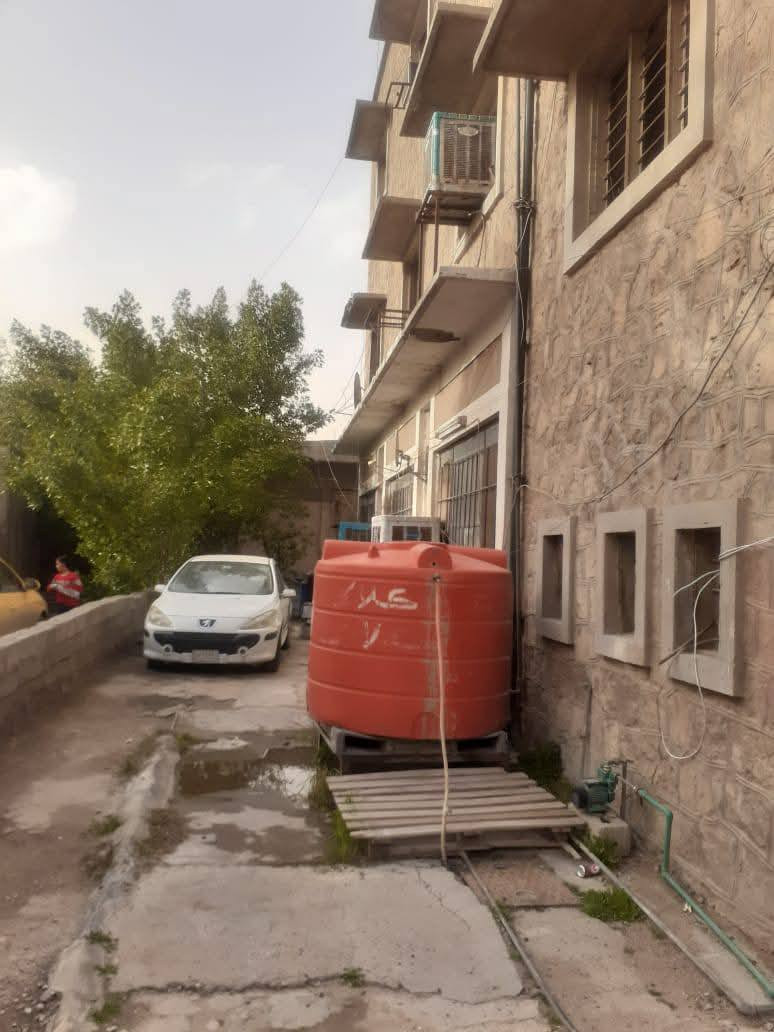 الكرادة_كمب_سارة_مجمع سيد مؤمول
#للبيع عمارة حجرية ملك صرف #مساحة_٥٠٠متر  مقابيل شارع شركة ليز  فيها  فضاء مساحه زائدة كما موضح بالصور  للاستفسار أكثر الاتصال ***********5
#موقع_تجاري
