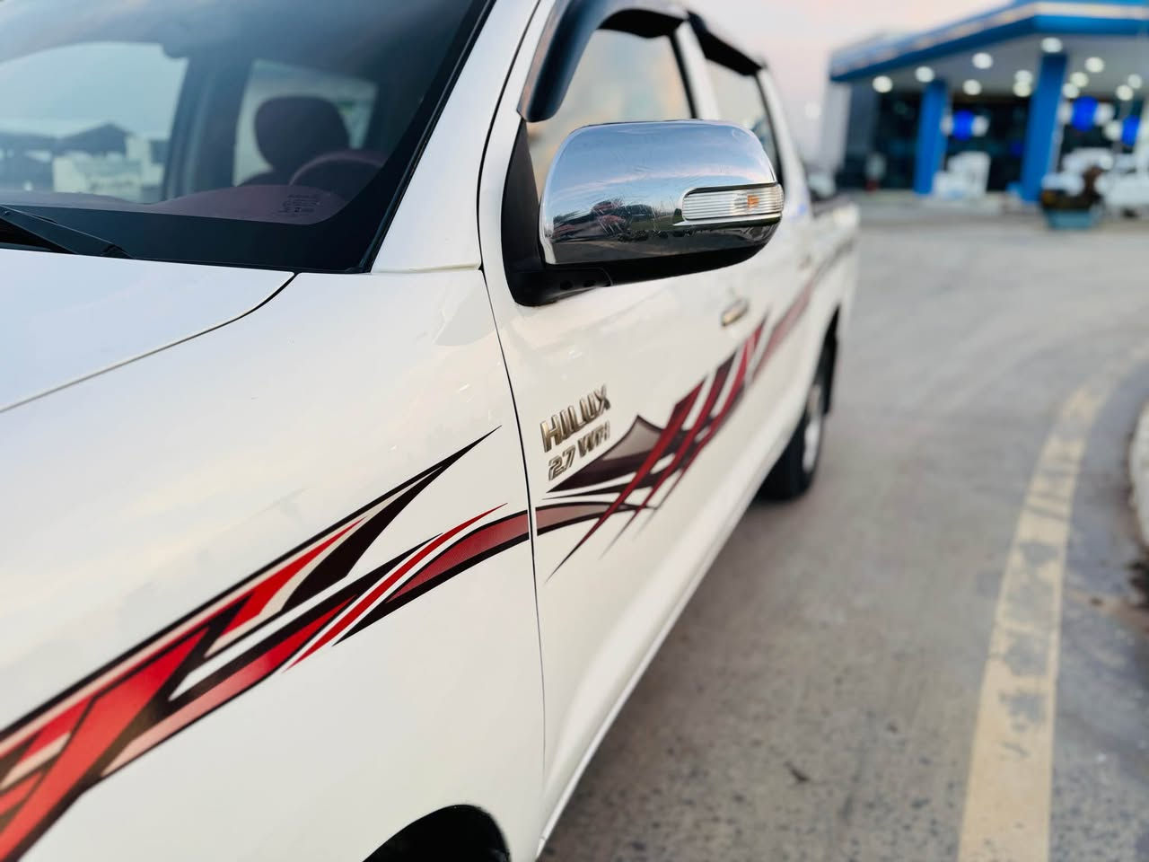 مەرزیە 2014 علوج بێ رەقەم
بێ بۆیاخ 
گێچ لێزەری سعودی شانسی ١٩
حاسە ناوسور لایت زینۆن
گێر و مەکینە بەشەرتە 
تەقە و رەقەی بەشەرتە
مالی مەدەنی بە شەرتە 
بێ ڕەقەمە علوج
***********
شوێن رانیە رانية, السليمانية
