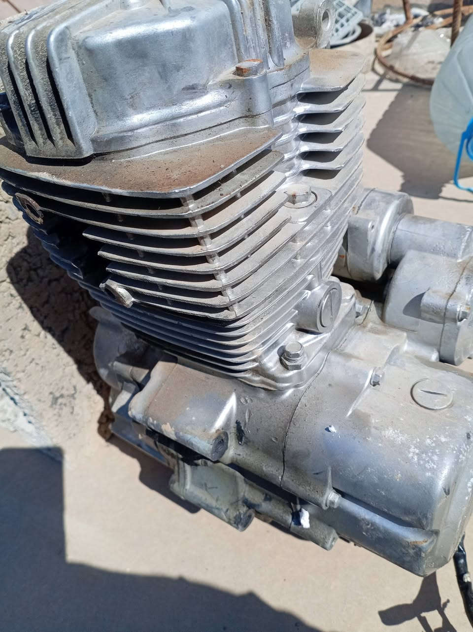 محرك ستوتة للبيع سعر 40 الف وبي مجال ،المكان ناحية تازة
***********
