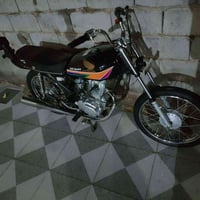 دراجه للبيع ادوات اطيك وياه اوراق استنساخ بس هيه ادوات محرك نامه اصل م...