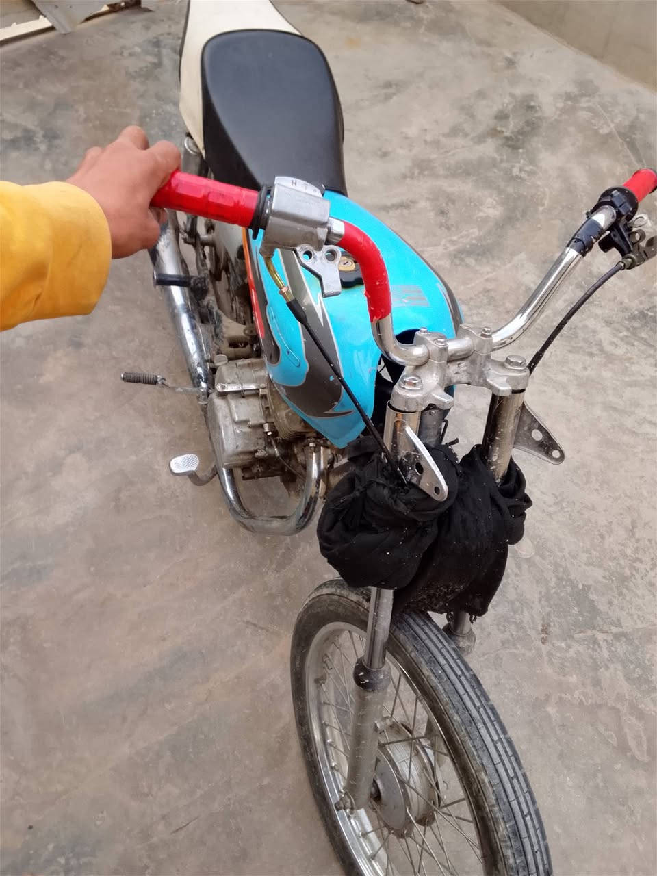 للبيع سعر 160 موديل 18
ترهم مراوس


**إذا كنت صاحب هذا الإعلان وتريد حذفه لأي سبب، رجاءا أرسل رسالة إلى الدعم الفني**