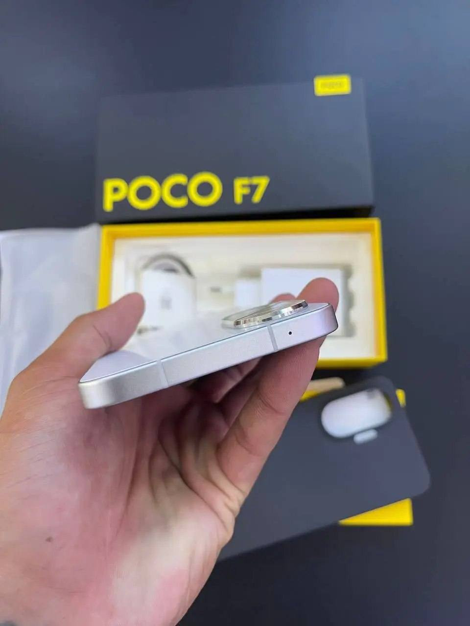 بسلام عليكم جهاز بوكو F7 جهاز نضيف كلش مستخدم أقل الشهر ذاكره 256 بطاريه 100 اريد اراوس ب ايفون كون 13/14/15 حتلو فرق


**إذا كنت صاحب هذا الإعلان وتريد حذفه لأي سبب، رجاءا أرسل رسالة إلى الدعم الفني**