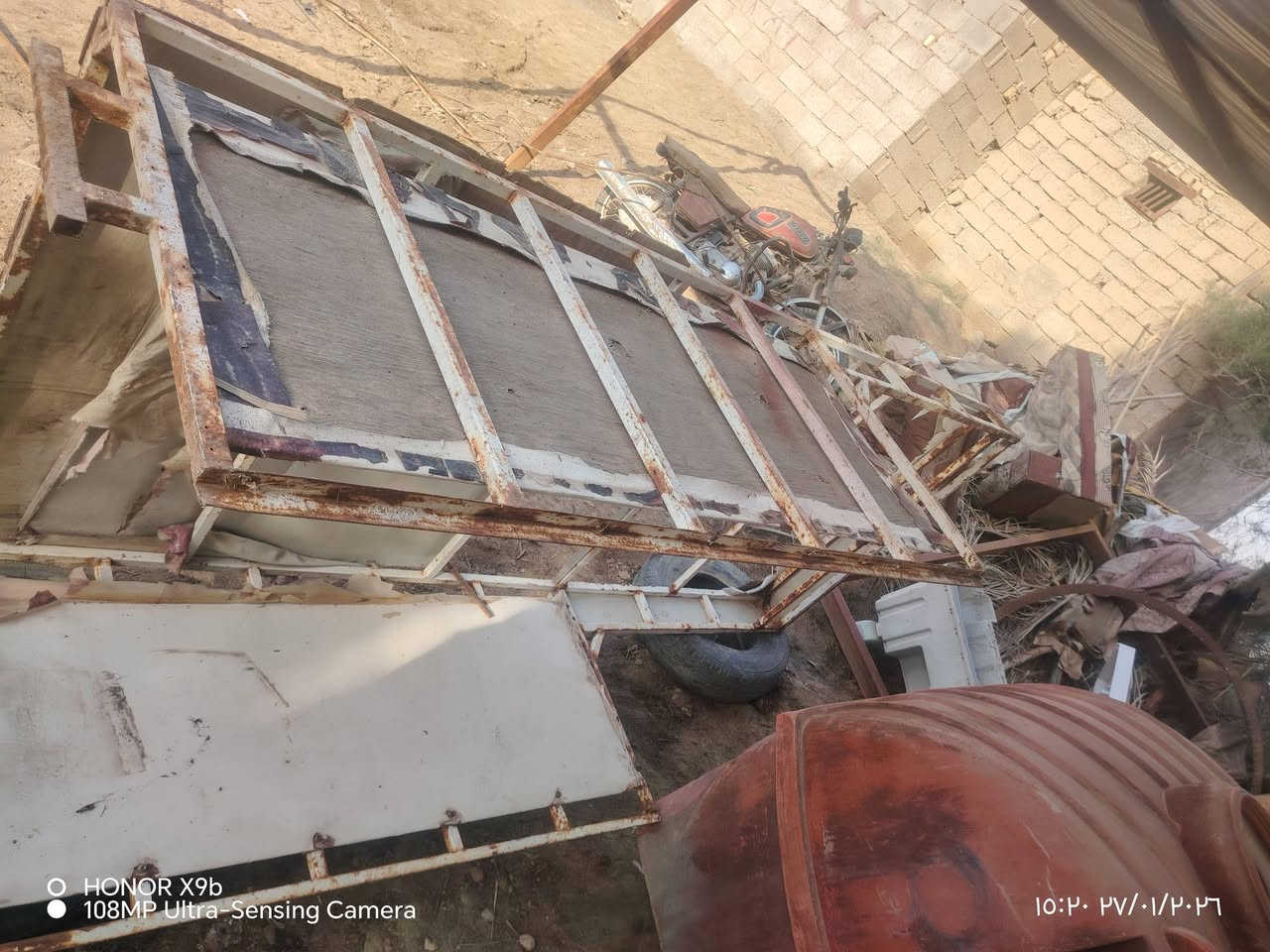 سلام عليكم دراجه للبيع نوع أجج روسي دراجه جانت شغاله وتركناه للبيع مكانه ميسان قضاء  شرقي خلي سعر الي يرضي الله وخذه مامتواجد عل نت *********** زاد سقيفه ستوته للبيع
