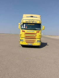سكانيه مديل 2011 حجم 440 كرين 16 طن اربع رجلين لسياره جاهزه 0772829478...