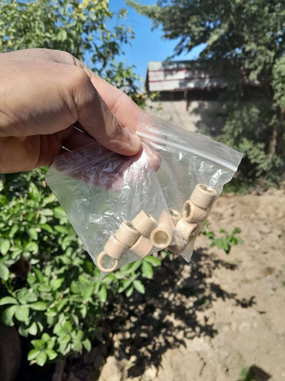 سزام عليكم متوفر غراض جديده واسعار مناسبه 
***********
