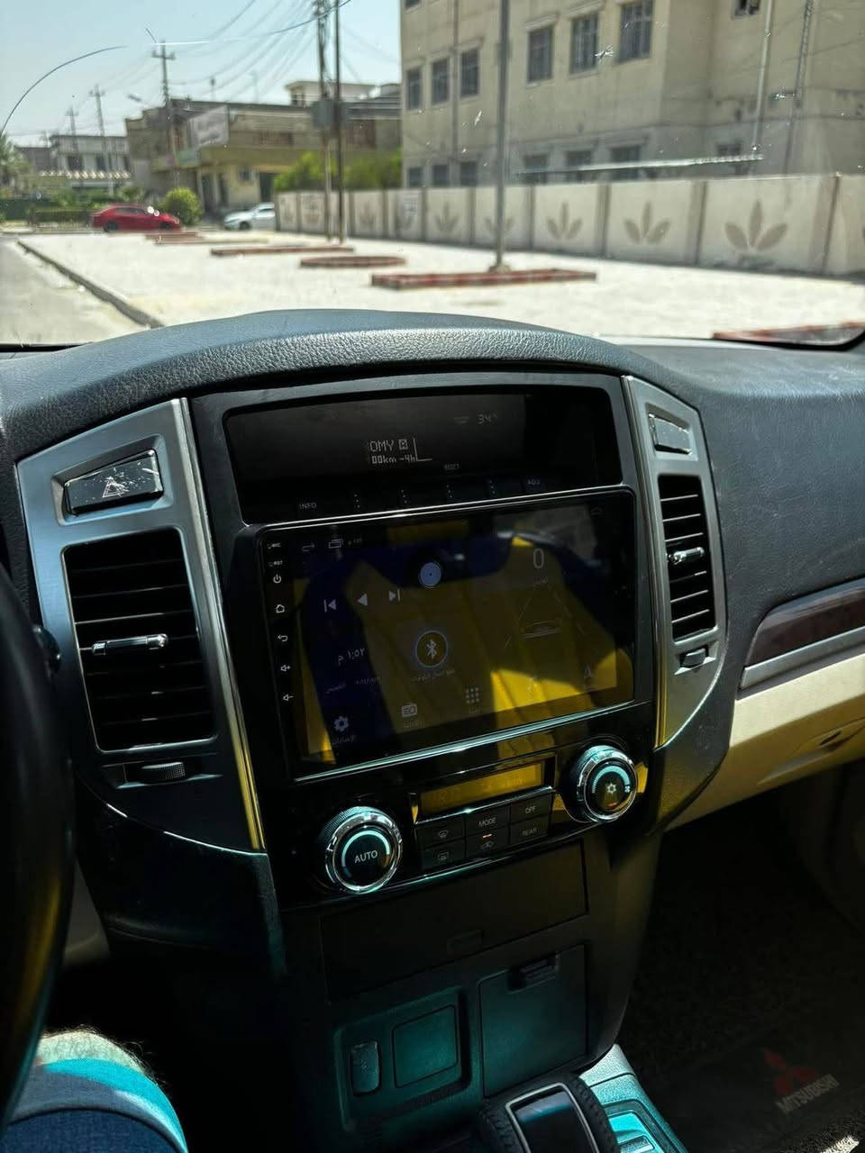 سلام عليكم باجيرو موديل 2018 ماشية 136 سونار منشور كفالة عامة بإسم الحجي تحويل او وكالة الموقع بغداد السعر 180 للاستفسار ***********
