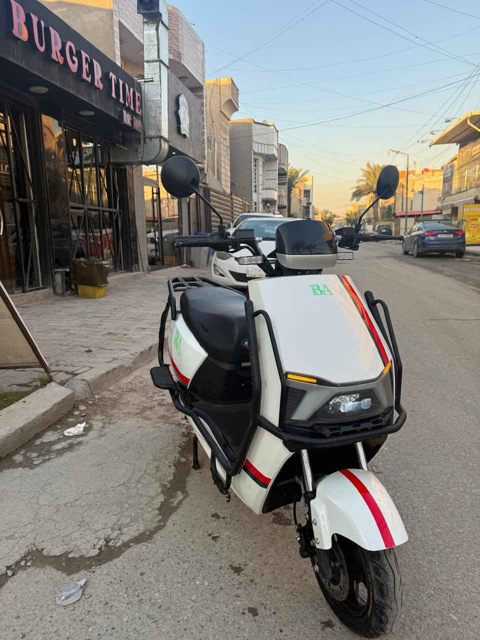 سلام عليكم.. دراجه شحن للبيع .. نوع BA شركه ( البيداء الاخضر) غنيه عن التعريف.. بطاريات عدد 6.. شلعه ومعدل .. كامل التحكمات شغال فوول.. والدراجه شوفت عينكم جديده لوك ومماشيه ومضمومه جانت بلبيت .. ومكفوله من چكت دنبوس.. السعر 700 الف.. مكاني بغداد حي القاهره والتواصل على هذا الرقم *********** موجود واتس ورصيد
