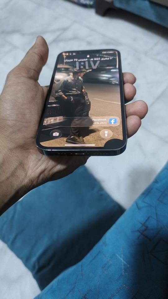ايفون 13برو برو ذاكره256بطاريه84كلشي ما مبدل ستعمال بيت بي بس هاي نقطه سوده جوه مثل ما ما موضح سعر500الف ابو بي مجال رقمي ***********
