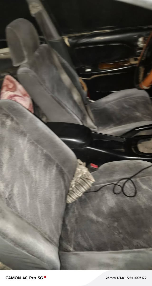 مسيه بوشي موديل الفين ابيع أو مراوس بسياره تكسي لمابيهه راعي لا يعلق تريد تحويل تريد وكاله رقم نجف عليهه ٣٠٠ غرامه و سياره بيهه كازكيت واساب ***********
