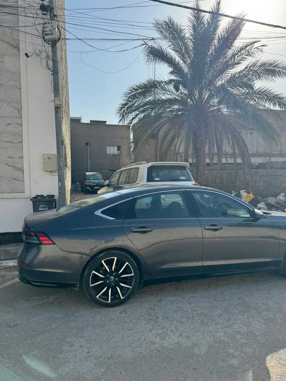 وندا اكورد  تورنك
2023 هايبرد
"المسافه 105 الف كيلو
فول مواصفات
مكينة 2000 هايبرد تنفس طبيعي
كير اوتوماتيك •
شاشة كبيرة .
فتحه سلايد .
كاميرا خلفية 3 انظمة ..
رادار امامي  
محدد مسار .
تصحيح مسار .
شفتات بالستيرن .
مثبت سرعة .
لايت عدسات زينون .
لايت العالي زنون .
اوتو هولد للبريك
حساسات مطر .
حادثها جاملغ خلفي وجنطه. وبيها صفحه كلير وموضحه بالصور
للاستفسار اكثر  
*********** بي وتساب
السعر175 وبي مجال
