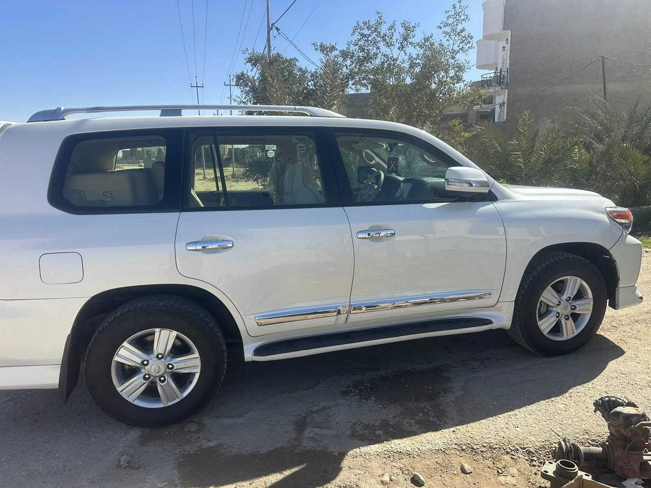 لندكروز موديل 14 مكفولة بارد بسيط بدون صبغ ***********
