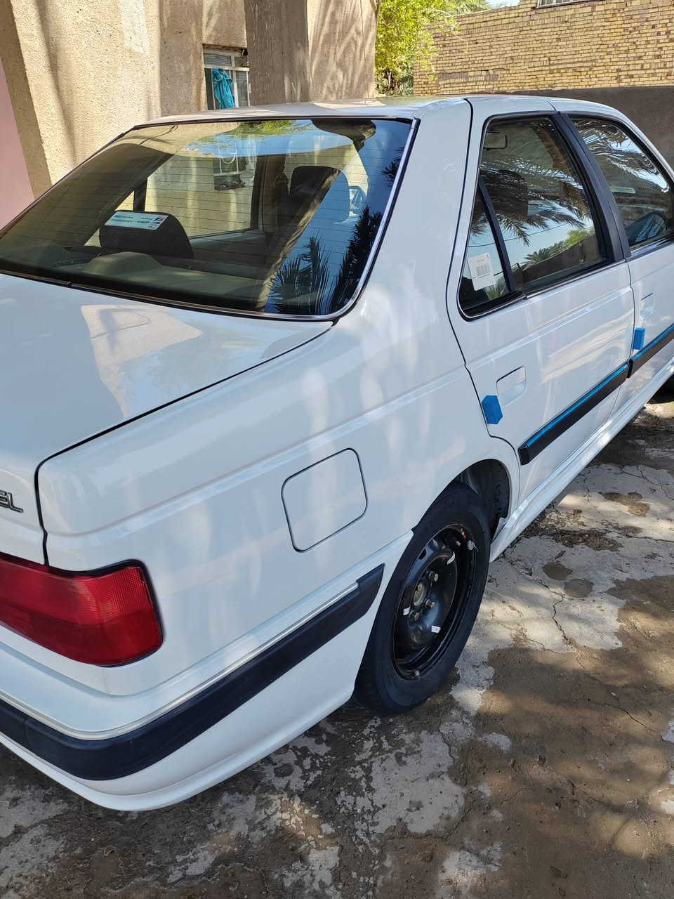 بيجو بارص 2021 بيه قطعه صبغ باب سائق فقط السعر 68
***********
