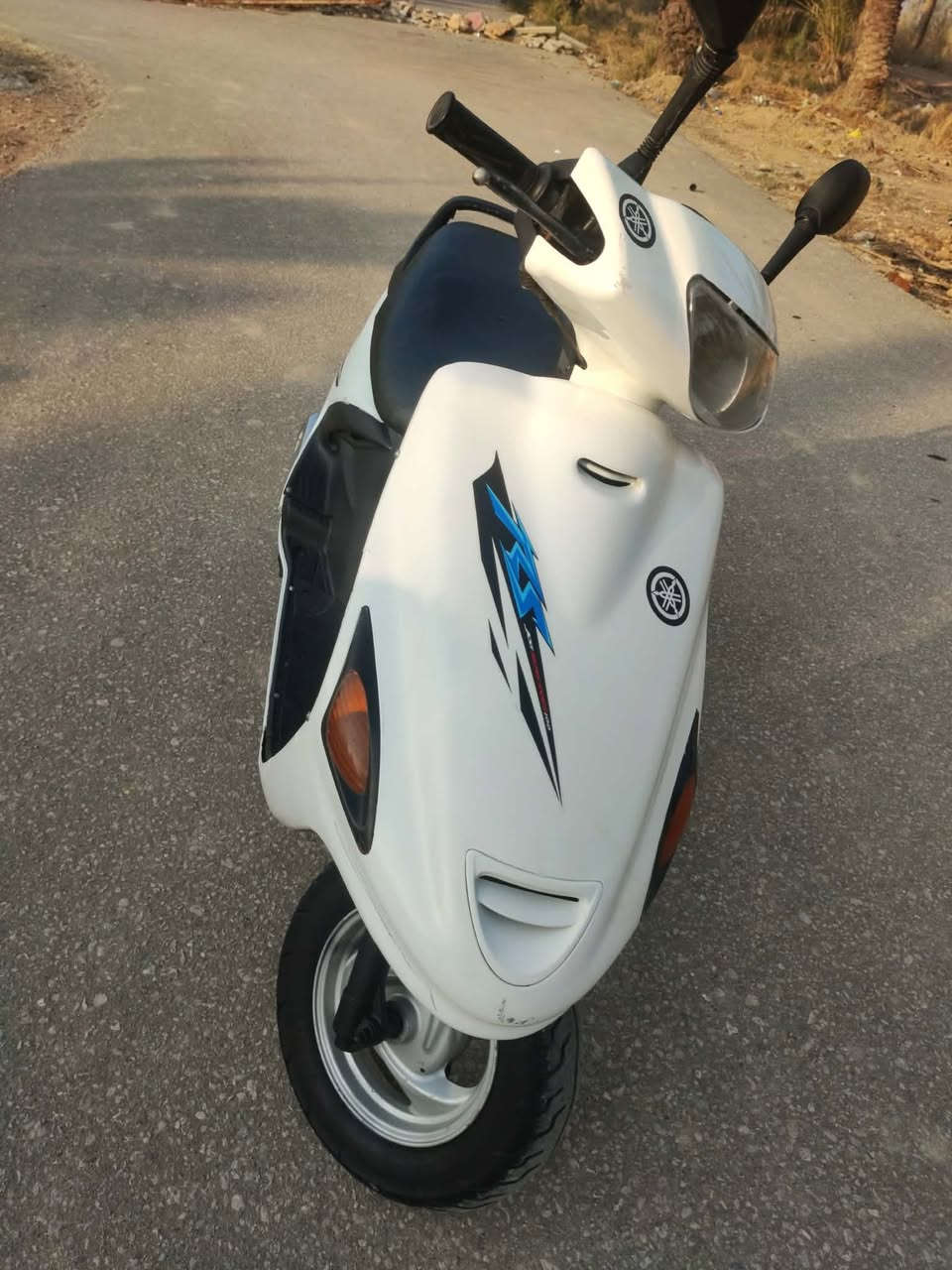 السلام عليكم دراجه للبيع فراشه كرستال ياباني الاصلي الدراجه مختمه صارله خمس اشهر طلعته من الوكيل دراجه كارتونه كلشي شغال بيه كامله للخير السعر٣٥٠ وبيه مجال متوازي علا افلوس بيع مستعجل مكاني بلقاسم ***********
