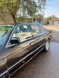 بي ام ٧٣٥ • موديل ٩٠ • كشر