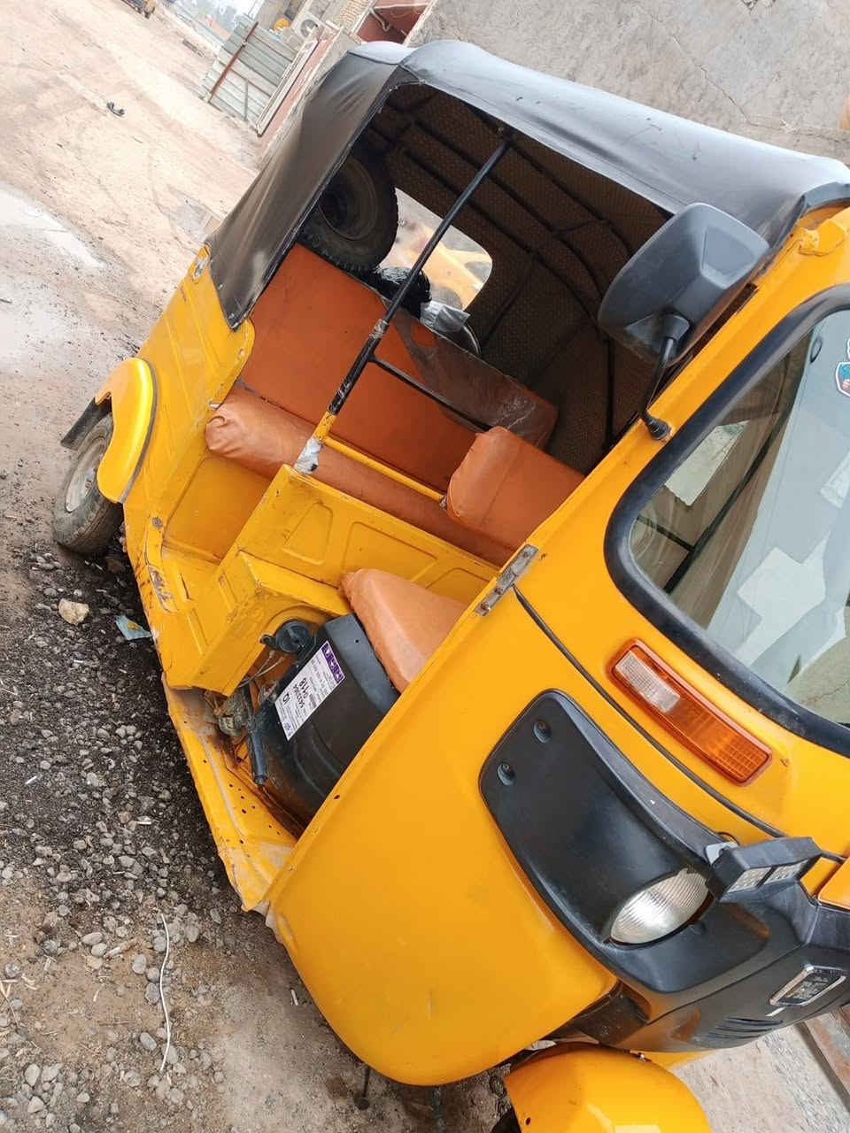 السلام عليكم تكتك عشرين  نضيفة لا ضربة مكينتها زينة لا تنقيص ولا تبخير التكتك خير من الله مال شغل للبيع السعر 5100 التكتك اوراق مو رقم. اوراق المكان بغداد الشعب اتصال 

***********
