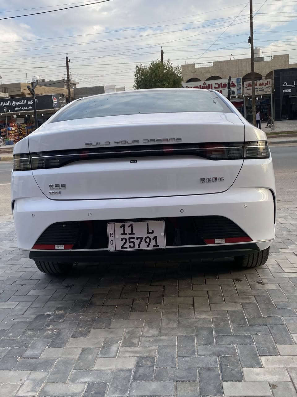 سلام عليكم BYD 2025 زيرو ماشية 1000 مواصفات معروفه شاشة قلاب لدات بصمة ابواب تشغيل عن بعد شاحنتها وياها جديدة مال سيارة ممفتوحه اشتريت شاحنة جديد بيها جهاز حماية مكاني غزالية *********** سعر 135 وبيها مجال
