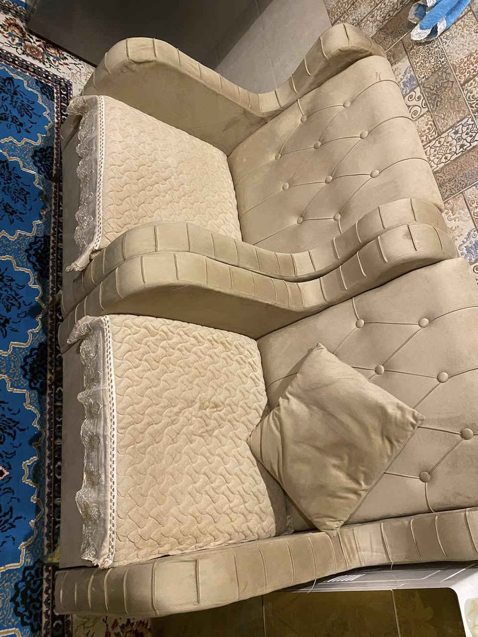 تخم عشر مقاعد اخو الجديد بس قنفة وحدة بيها ضرر السعر 200 الف


**إذا كنت صاحب هذا الإعلان وتريد حذفه لأي سبب، رجاءا أرسل رسالة إلى الدعم الفني**