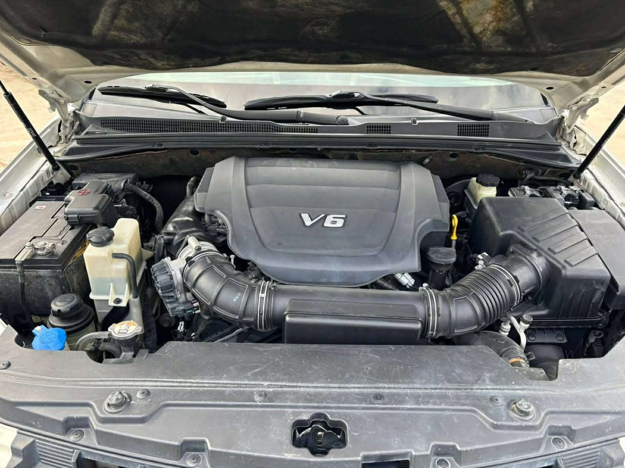 كيا موهافي 2014
فول مواصفات
ابيض رقم بغداد
كشنات جلد تدفئه تبريد بالمقاعد تبريد ثلاث قطع كشنات كهربائي بصمه محرك V6 3800 وبعد هواي مواصفات معروفه بالفول سياره باسمي قطعتين صبغ
مكان السياره ديوانيه
غير متواجد ع النت الاتصال بالرقم
***********
السعر 15500$
