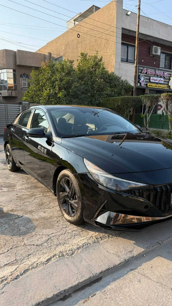 سلام عليكم
النترة موديل 2021
مواصفات نص فول
1-بصمة
2-حساسات خلفية امامية جانبية
3-تحكم ستيرن جهتين
4-كروز كونترول + مثبت مسار
كير او مكينة كفالة 
صدر جديد 
تخم تاير جديد 
باتري جديد 
حادث قطعتين جاملغ اليمين بل عراق 
حادث الوارد ربع بنيد او بارد بل جاملغ اليسر خفيف
حادث ما واصل للدواخل موضح بل صور
***********
اتصال فقط
