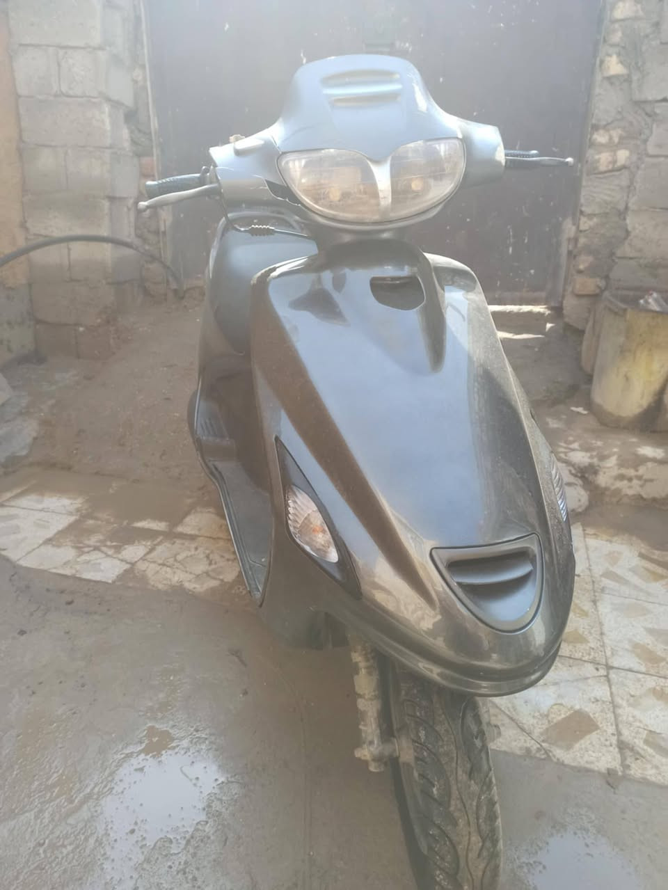 سلام عليكم دراجه فراشه للبيع مامفتوحه حاويه سعر 400وبيه مجال عنوان نجف مشخاب متواجد على فيس رقم موبايل ***********
