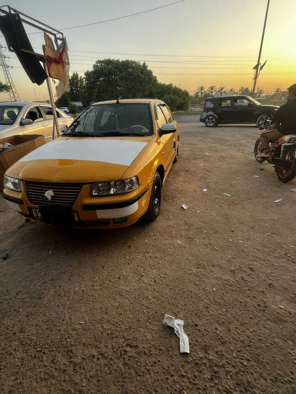 السلام عليكم سمند للبيع ٢٠١٠ سياره جاهزه ما ناقصه شي مكينه كير تبريد حداديه دواخل نضيفه كل نقص ما بيه مدوشمه جديد ترايه حلو السياره كامله مكمله تشغل وتمشي مصفره هيه وغرامات مداور ثاني يوم السعر ٢٩ وبيه مجال قليل مكاني بابل حله الشراي يتصل ***********
