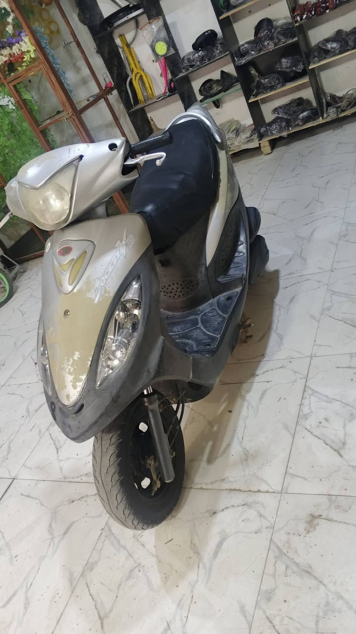 سلام عليكم كامكو للبيع مكفوله مابيها نواقص سعره 550 وبيه مكاني رفاعي الشراي يتصل ***********
