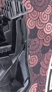 قطع غيار سيارات • للبيع