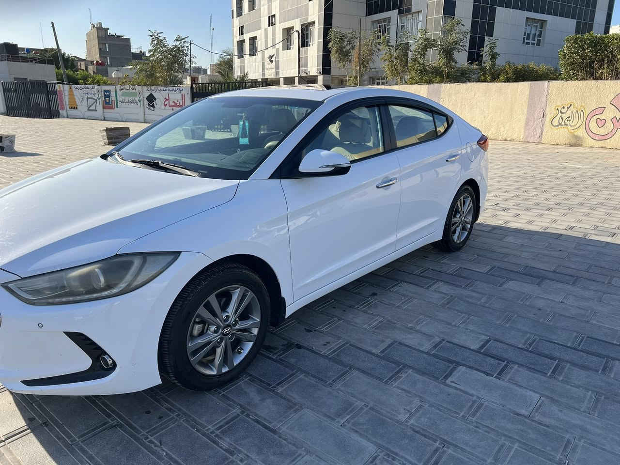 سلام عليكم البيع
النتره موديل 2017خليجي 

‏رقم بغداد جديد دولي

السيارة مكفولة من الصبغ عدابارد ٣ قطع بصيط ما مبين رصعة بجاملغ الايسر موضحة بصورة

محرك 2000

3انظمه قياده sport /Norman /

قطعتين تبريد

حساسات امامية وخلفية

اشارات بالمري ومري شفط

ويل كب حجم 16

سلايدروف

كامرة امامية وخلفية 

‏كشن جلد 

‏مواصفات فول عدل بصمة ￼￼

مكان السيارة بغداد ￼ 

سعر ١٤٠

التوصل ***********￼
