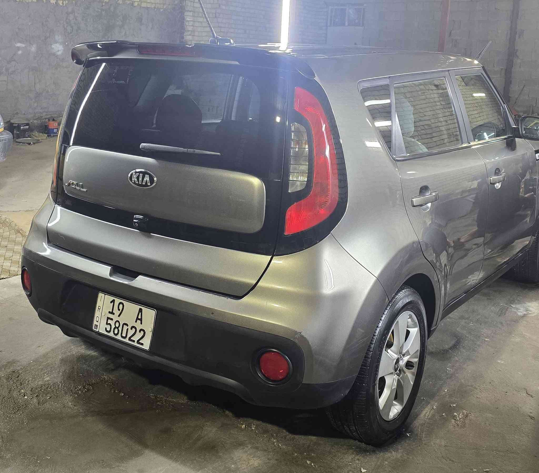 كيا صول امريكيه
موديل 2018 

حادثه جاملغ وباب بدون ارباك 
مكينه 1600
مكاني كربلاء 

***********
