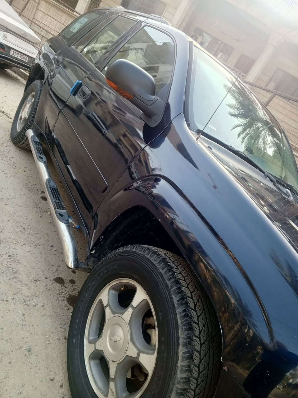 مراوس او بيع بلايزر موديل 2008 وارد امريكي ضرر جاملغ خلفي لون ازرك. صبغ حزام بدون دواخل سبب الجراد قماره تكم شواصي لغود سليم مكفولل
‏ مكينة قبق ابيض ٤٢٠٠ مكفوله 
‏بجم والصندوق شكل تاهو فور ويل
‏مثبت سرعة..تحكم ستيرن جهتين ..تدفئة بالكشنات
‏تبريد قطعتين جيد جدا..كامرة خلفيه
‏شاشه اندرويد كار بلي بلوتوث وايفاي
‏المرايات كهربائية..اشاير مري
‏تخم تاير جديد جبلي ..باتري جديد..الأرضية جلد
‏بلكات نوزلات فيت بم مجاول جويتر كله جديد
‏ كير ومكينة جدد وكهربائيات شغاله 
‏صدرها ٧٠٪ تخم اذاين جديد
‏رقم ديالى شبه مميز انكليزي هزه جديده باسمي
‏(بغداد الزعفرانية)
‏السعر 85 بيها مجال بسيط 
***********
