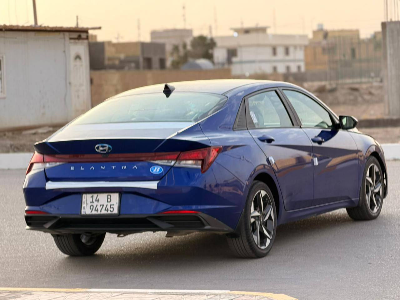 السلا عليكم
للبيع والمراوس ألنترا 2022 وارد امريكي معوقين وكاله عامه بس المشتري بس بنيد صبغ فقط والباقي كفاله وصور الحادث بلمنشور
مواصفات
محرك 2000 دوش 
شاشه
كامرا  دوار
تحكمات 
بصمه
اشاير بل مري
بصمة ابواب
تدفئه بل كشن
ماشيه 50 
جاهزه الخير كير مكينه تبريد حداده مكان السياره الناصريه السعر 130 وبيها مجال الانتصال ***********
