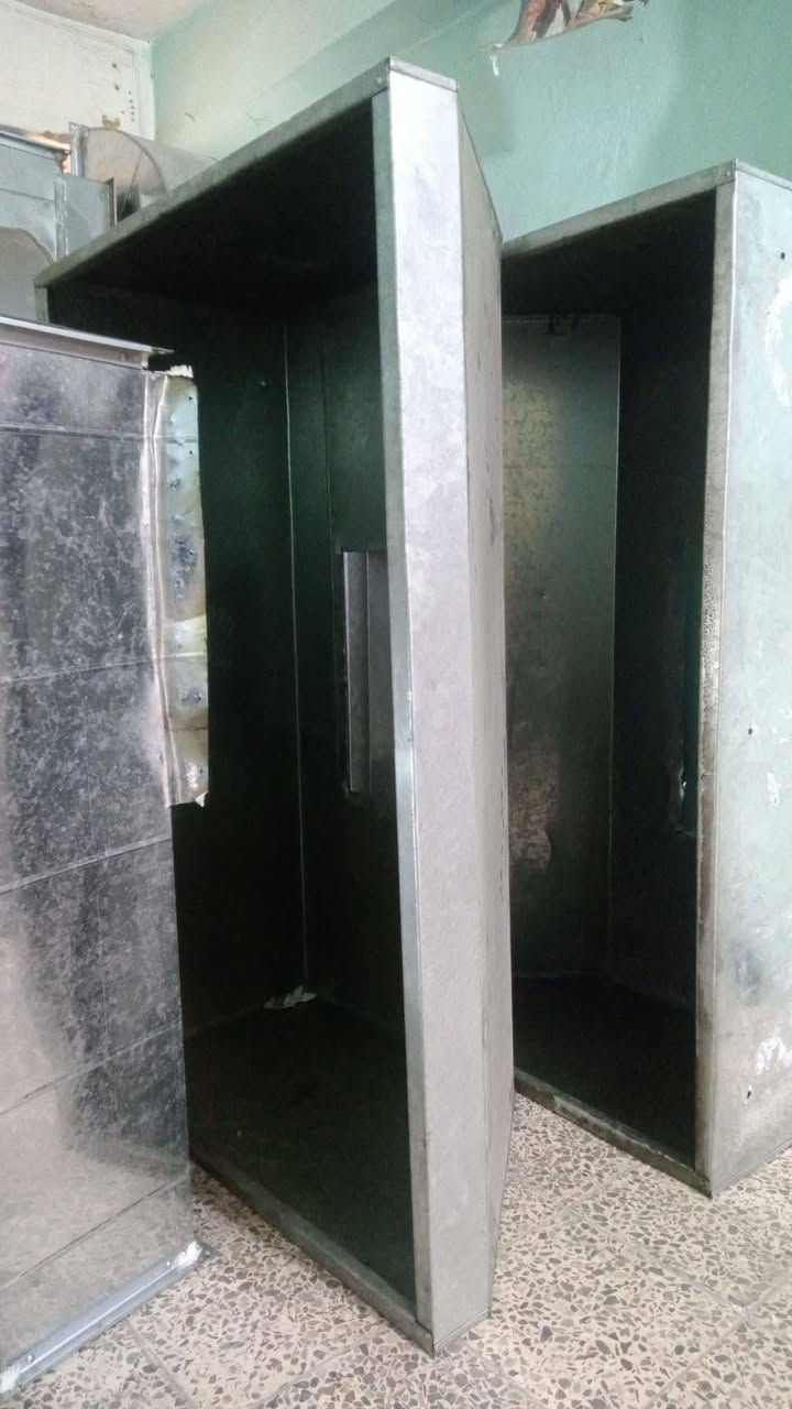 السلام عليكم دكتات 20 متر للبيع ومرشحه هواء استعمال شهر عنواني بغداد مدينه الصدر ***********
