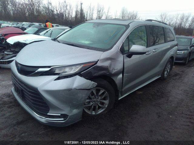 تيوتا سيننا 
هايبرد 
موديل2022
السياره حادث جاملغ سايق مبدل
ماشيه61000كم
كشنات جلد كهربائي 
صندوق كهربائي 
أبواب كهربائي 
كامره خلفيه 
حساس امامي خلفي
4سلندر2500
ابواب وصندوق جلاق
نقطه عمياء 
شاشه لمس 
8راكب كشن اضافي
كشنات سياحي
تدفئة كشنات+استيرن
رقم اربيل جديد 
مواصفات معروفه
مكان أربيل 
***********
*********** أربيل, العراق
