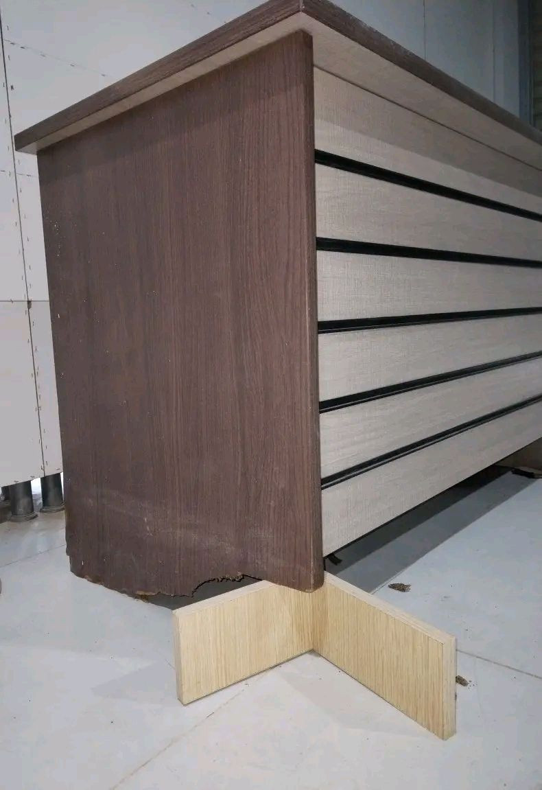 ميز للبيع خشب أصلي ضررو موضح بالصور مكانو حي الانتصار

انطي سعر وما نختلف إن شاء الله


**إذا كنت صاحب هذا الإعلان وتريد حذفه لأي سبب، رجاءا أرسل رسالة إلى الدعم الفني**