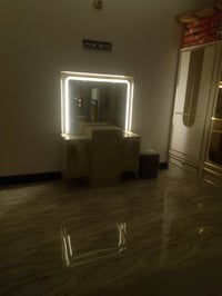 غرفه نوم تركيه الدرجه الوله اي زلغ ما بيه شرط نضيفه  مليون و300وبيه مج...