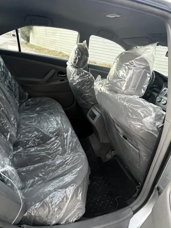 للبيع
تويوتا كامري 
موديل2009 
وارد امريكي 
كلين 
كفاله عامه السونار 
رقم بغداد دولي الجديد 
مواصفات LE
ماشيه 164 الف 
 

***********
