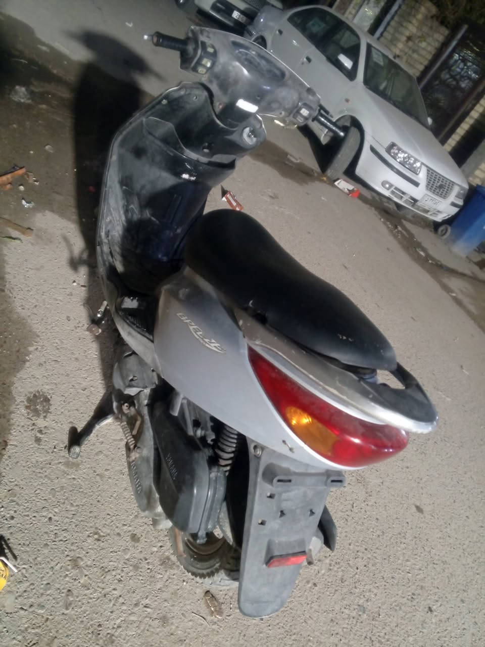 سلام عليكم شبابنه طيبين دراجه بريز رمبه برغي ممفتوح بيها لا تسمع صوت ولا طسه دراجه جامده كهربائيات كلها شغاله بيعها مستعجل ٤٥٠ مكاني بغداد شعب رقم ***********
