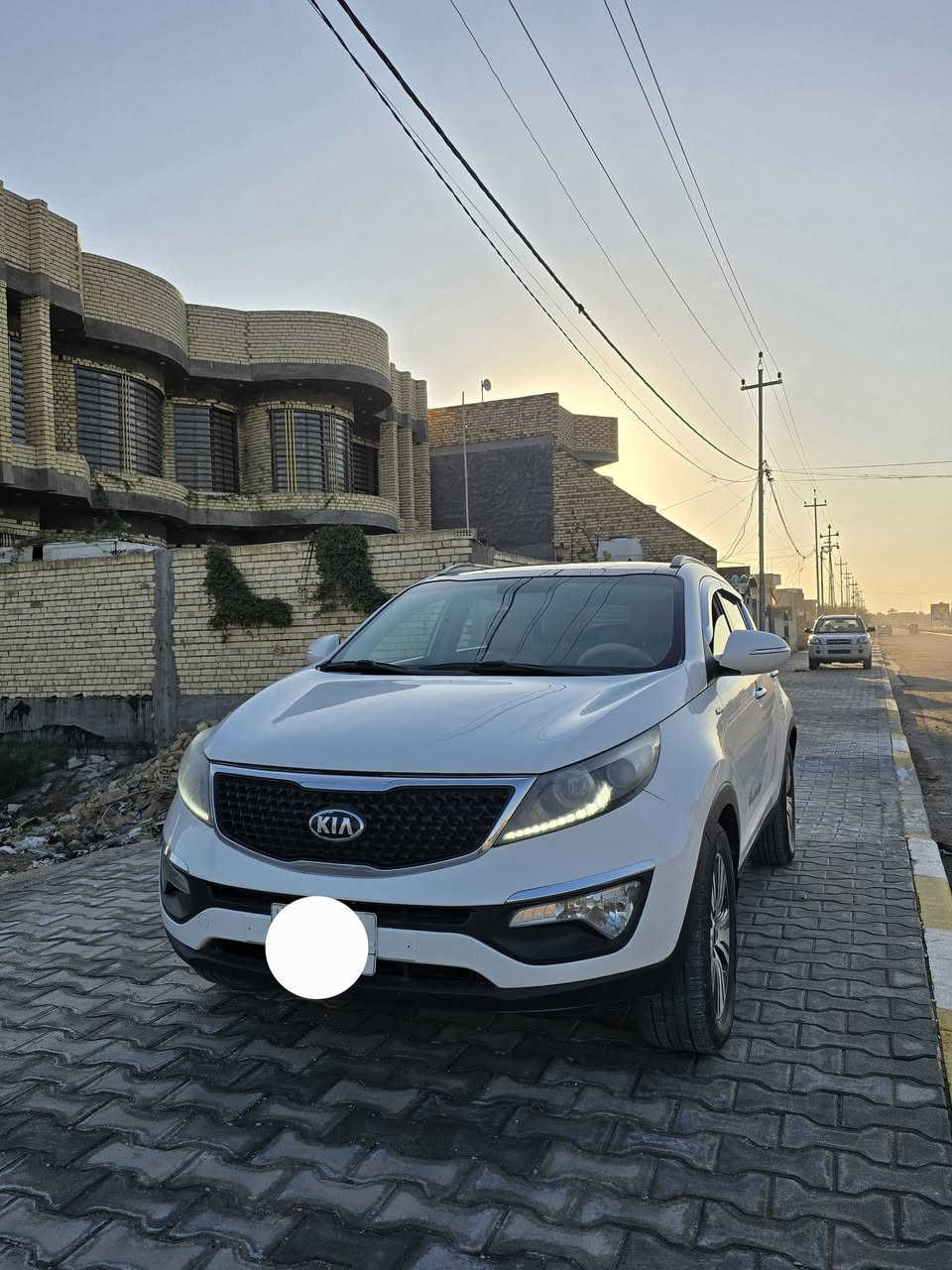 السلام عليكم للبيع او للمراوس كيا سبورتج موديل 2016 خليجيه مكفوله كفاله عامه شرط الفحص رقم بابل  تحويل مباشر
مواصفات السياره 
محرك 2400
بنوراما 
كامره خلفيه 
حساس خلفي 
تبريد قطعتين 
اشاير بلمري 
مري شفط 
ويل كب كروم 
السعر 163وبيهه مجال 
العنوان بابل الشوملي 
***********
*********** واتساب
