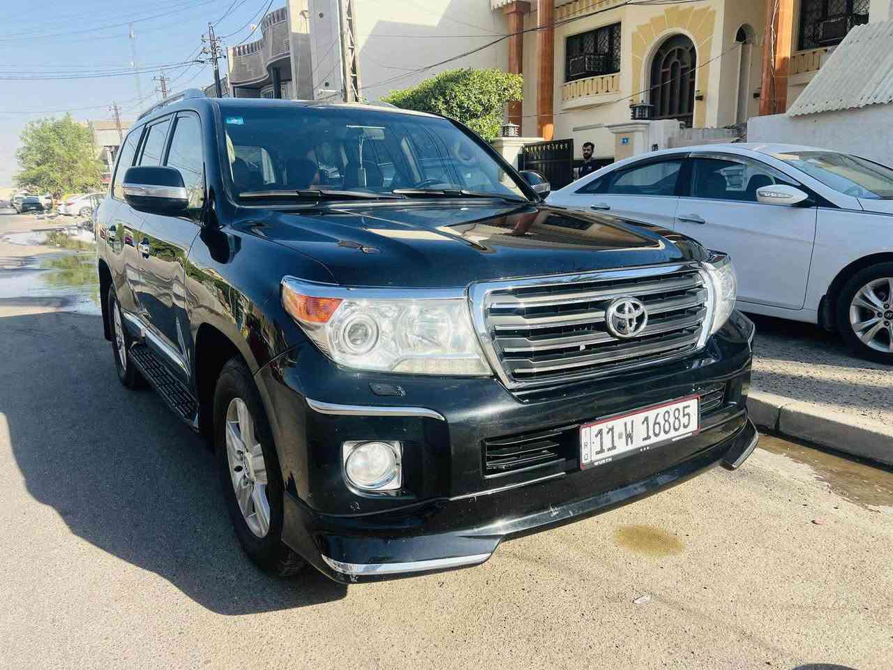 السلام عليكم اخوان سياره مونيكا جكساره موديل 2015 اللون اسود سياره خير من الله مابيه شخوط وكشره يخبل نظيف وصدر خير من الله وسياره استخدام مال بيت كشنات جلد فتحه سقف كامره خلفيه دواره وتحكمات ستيرن جه واحده وشاشه كبيره والسياره ماشيه 129 الف حقيقي وبيه بارد جاملغ خلفي  وسعرها40000 الف وبيه مجال للطيبين والسياره بأسمي مكانه بغداد المشتل رقم الهاتف *********** بغداد, العراق
