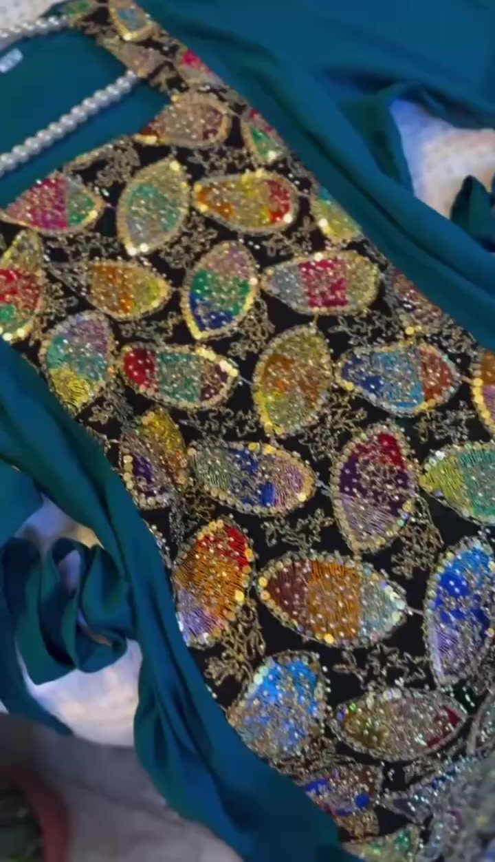 أدمن وافقي  رفعن المنشور بنات دراعه  كشمير مطاط  كلوش وحزام 
القياسات L /XL/2XL 
3 الوان متوفره 
السعر
بس ٣٠ لتاخذ قطعتين احسبه اله ٢٨ كشخن ودللن   موديل المغربي صار متوفر يمي


**إذا كنت صاحب هذا الإعلان وتريد حذفه لأي سبب، رجاءا أرسل رسالة إلى الدعم الفني**