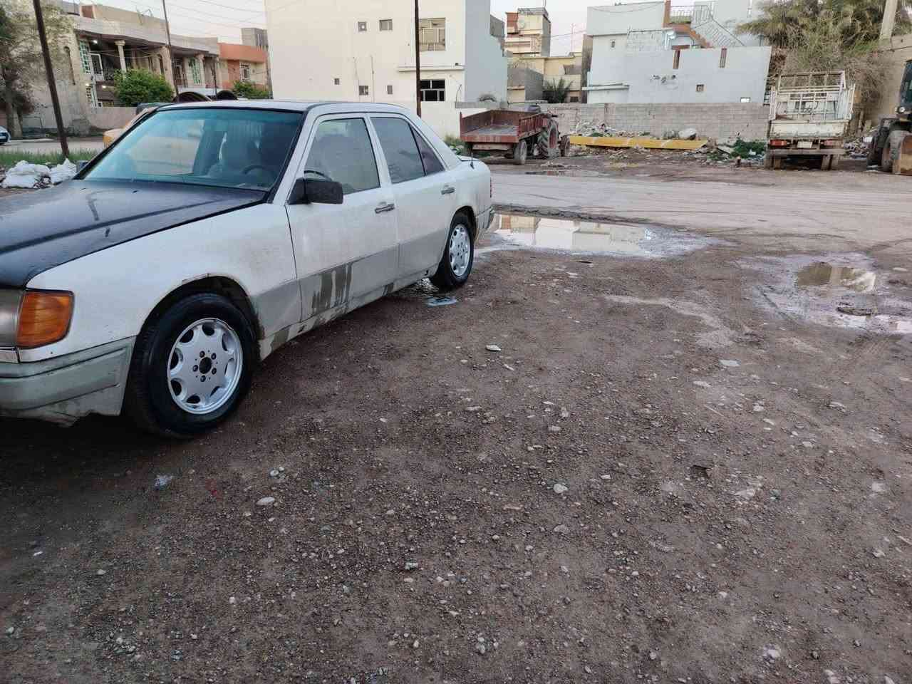 مرسدس دوب موديل 91 رقم بغداد شرط تحويل ثاني يوم اني مكمل كلشي بس عليك تحول محرك كير بطه3000ديلكو  سياره بيهه خياسات شويه السعر٣٣بي مجال
مكاني ديالى ناحيه السعديه
هاتف***********
