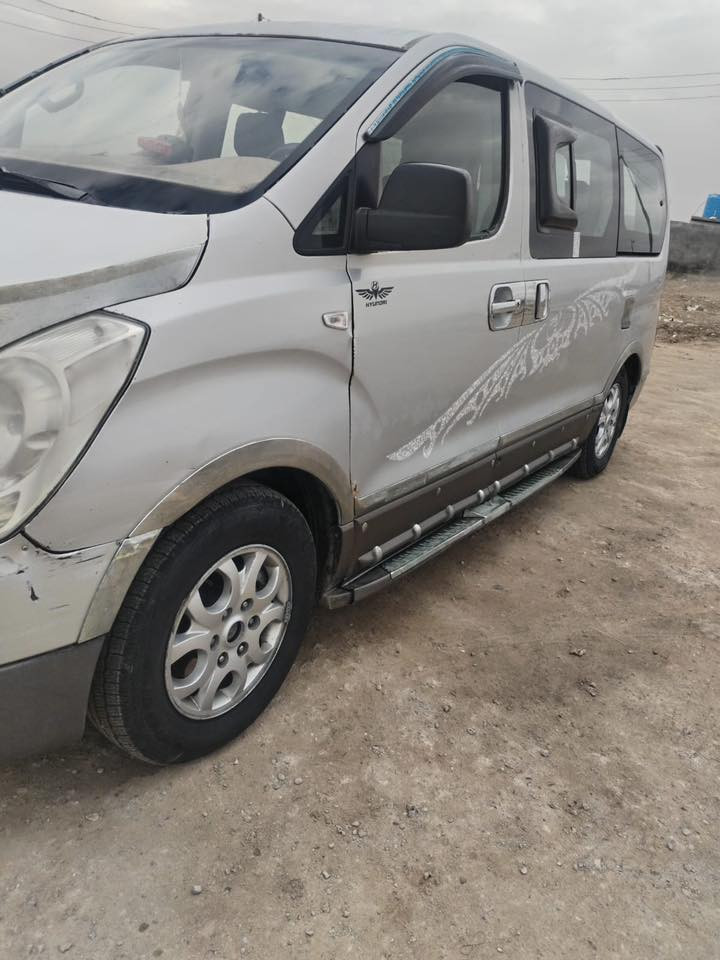 السلام عليكم ستاركس موديل ٢٠٠٩مسكر العنوان البصره كرمة علي ***********
