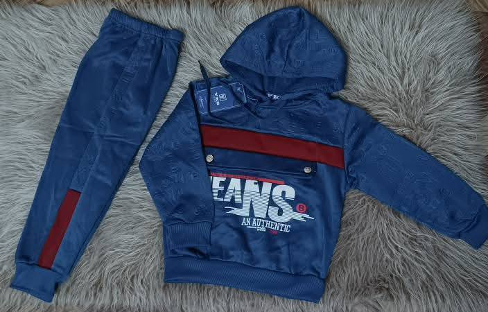 تراك ولادي بهاري متوفر ب لونين
يلبس من عمر  سنه لحد  عمر ٤ سنوات
السعر  ٤ الاف
يتوفر توصيل داخل بلد ١٠٠٠ فقط
@إشارة


**إذا كنت صاحب هذا الإعلان وتريد حذفه لأي سبب، رجاءا أرسل رسالة إلى الدعم الفني**