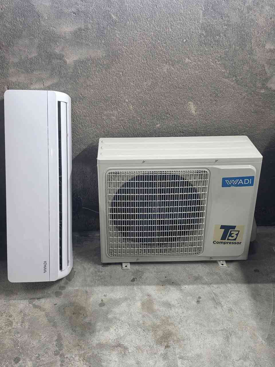 👋سلام عليكم ورحمة الله وبركاته اخوان✨️ سبلت طن اونص نوعه وادي. 💔 وضع شريكه تبريد ثلج.  نظافه 1/1💯. فاتحه. من صيدليه 🌁سبلت طك كارتون1️⃣ ضمان مفتوح.  جهاز نظافه احله من صور. في ابو الخصيب قرب كبه ابو جوزي 🛖بي واتس ***********.📞  //***********.  📞 توصيل موجود ✈️
