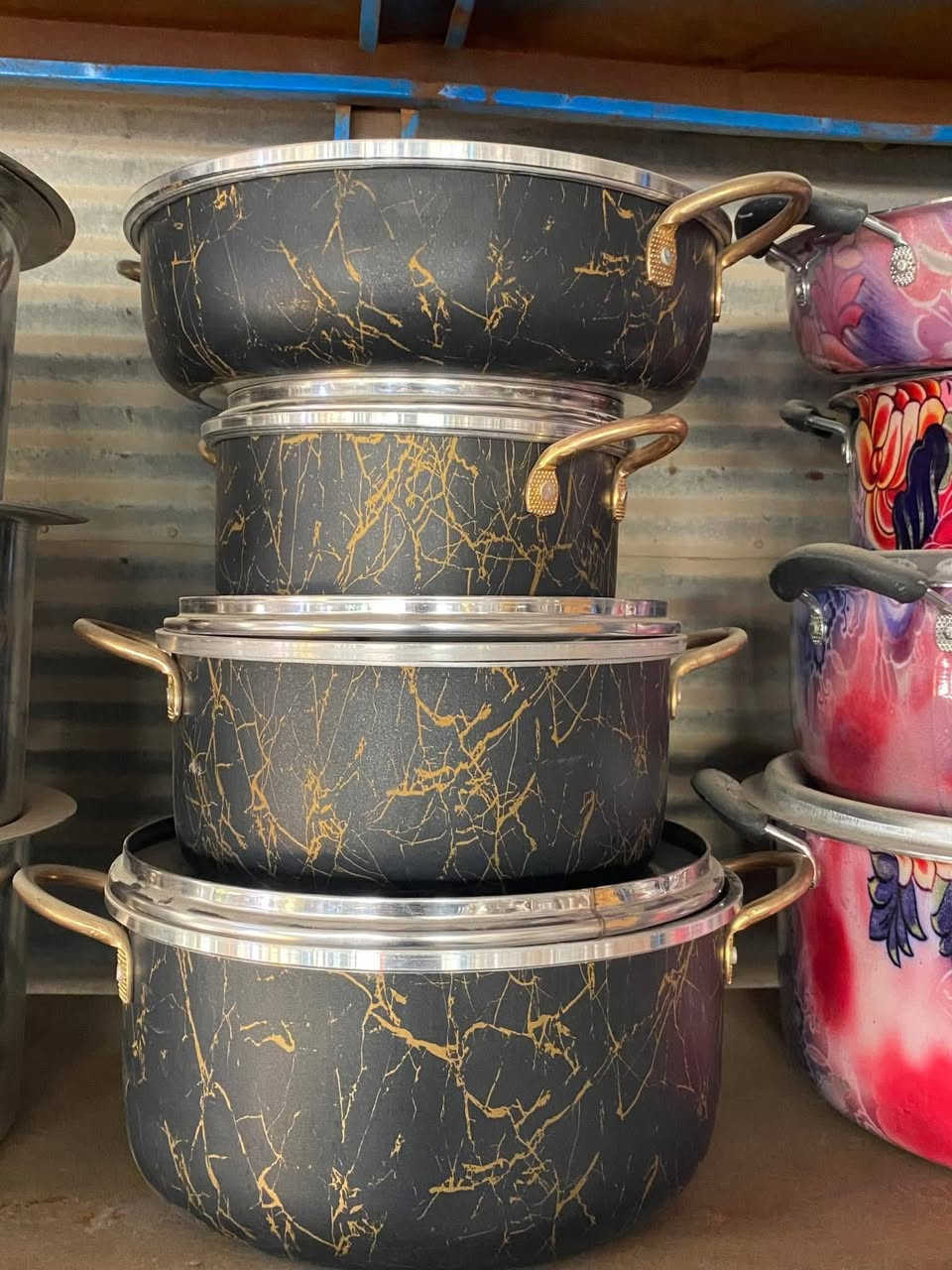 ياالله السلام عليكم وجبة جديدة من الجرارات 5طابق+4طابق جداري كرانيت +تيفال اوتي نوال شسوار خلاط سطل فافون +ستيل +بلاستك كابسة كليجة تنور كهربائي دبل هيتر حاويات نفايات حجلة أطفال كزامة نجاين فافون +طشت +مصفي سلة مواعين  مشر ملابس طابق +طابيقن ميز 70+80 مرجوحة أطفال سيت مملحه صياني كزاز دولكات اكرلك رمضاني ترمز رمضاني +دولكة وكلاصات رف بوهيمي 

العنوان سوق الحصوه مقابل مجمع تاج العافية الطبي للتواصل والأستفسار ***********
