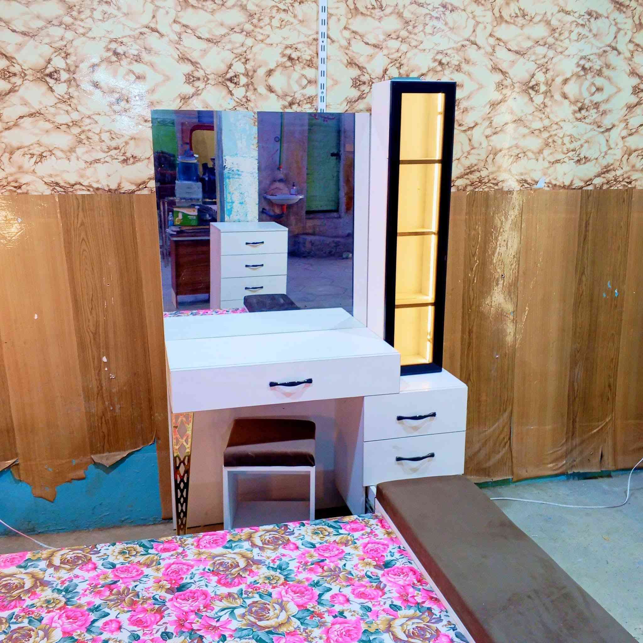 عرض خاص بمناسبة عيد الفطر المبارك إكمال وجبه جديده غرف نوم تركي شغل عراقي ضمان  10سنوات شرط 👌👌
خشب mdf السعر الحالي/////مليون و700الف فقط ويا الشد والنقل لحك او ماتلحك العنوان حسنكوي مقابيل اعدادية تلعفر نجارة الأمين للاستفسار ***********
